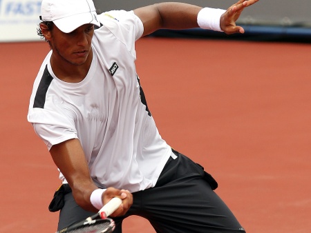 Feijão, tênis, 450